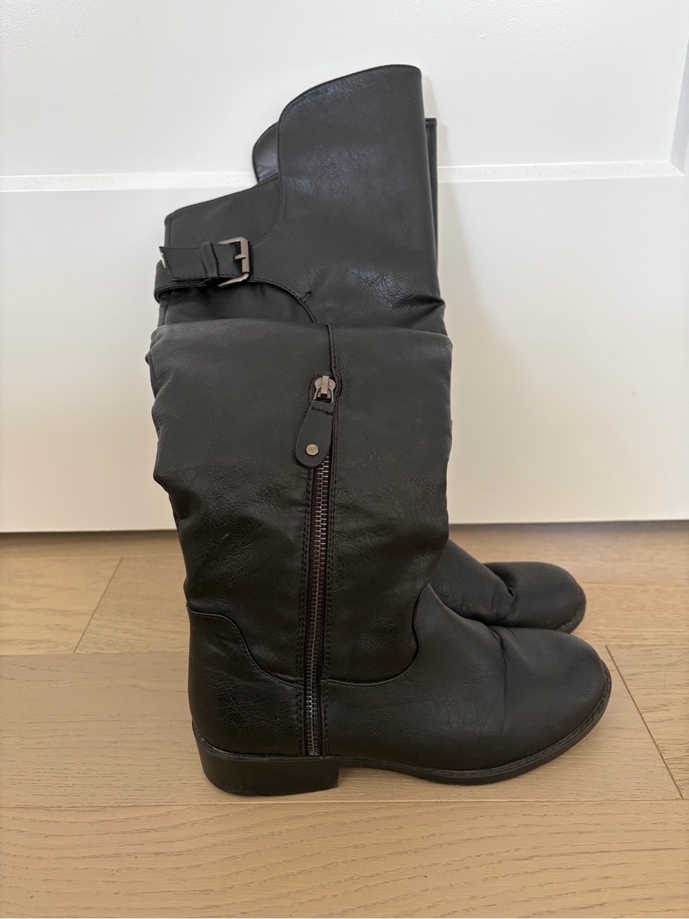 Black Mid-Calf Buckle & Zip Heeled Boots, size 7